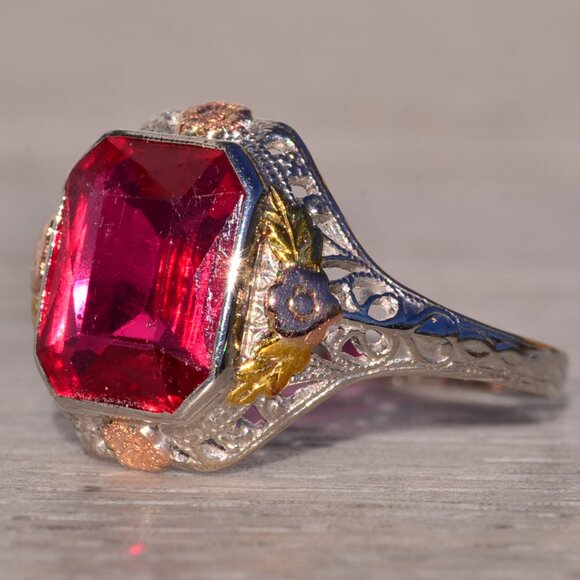 Art Deco Era Lab Ruby Ring in Tri Color Filigree Mounting - Picture 2 of 9